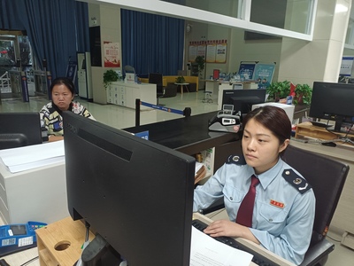 商丘市城乡一体化示范区税务局 办税服务不打烊 “延时服务”暖人心