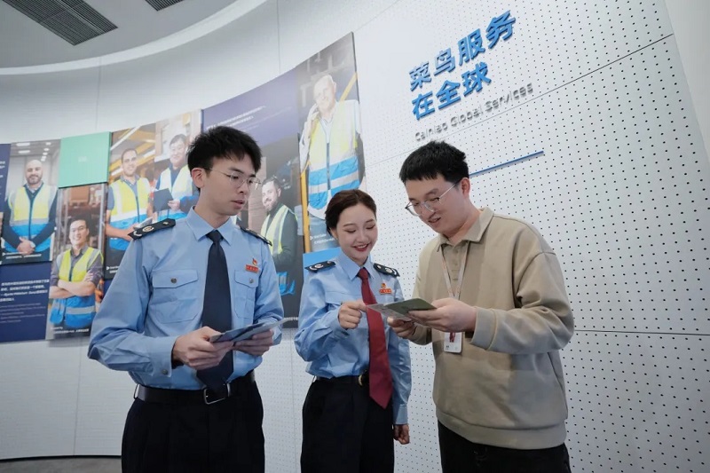 税惠落袋添动能 税务服务护航外贸企业加足马力向好发展