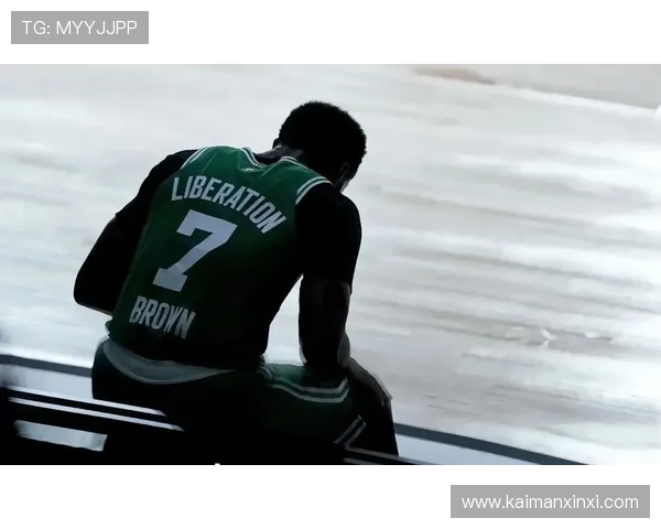 热心市民杰伦·布朗慈善保龄球赛迎队友教练与工作人员踊跃捧场