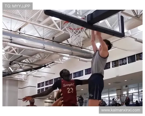 郇斯楠分享成功秘诀身体天赋与对篮球的热爱助力拿下多份offer